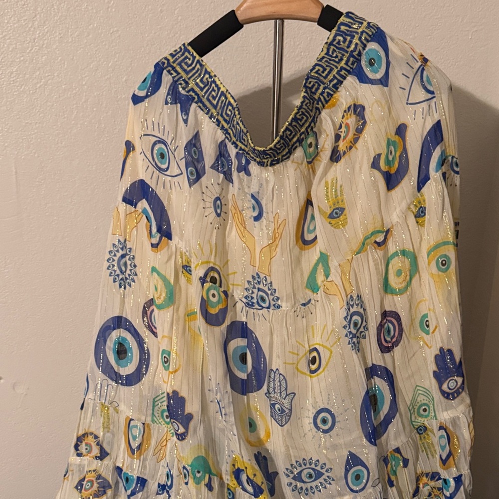 Colorful Patterned top and Skirt with gold accents size 2XL